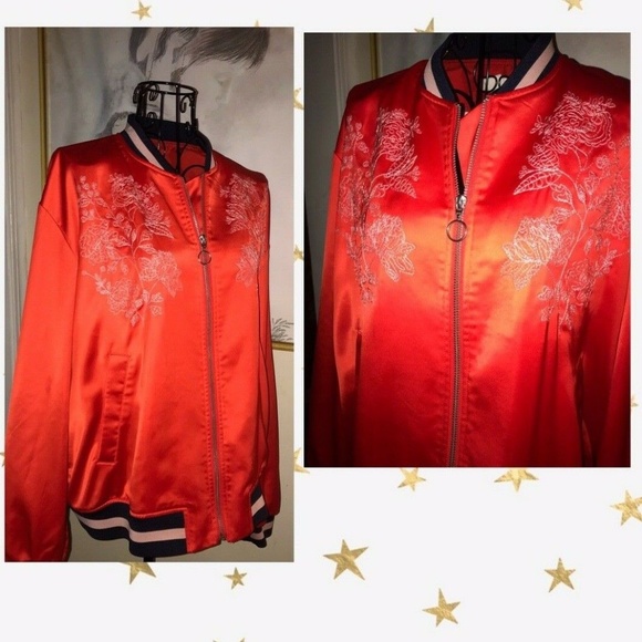 H & M BOLD RED SATIN BOMBER STYLE JACKET WITH PRETTY FLORAL EMBROIDERY~MEDIUM - Picture 6 of 8